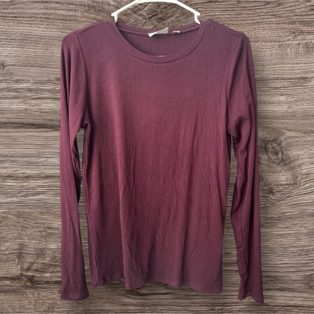 NWT CRYUS TOP